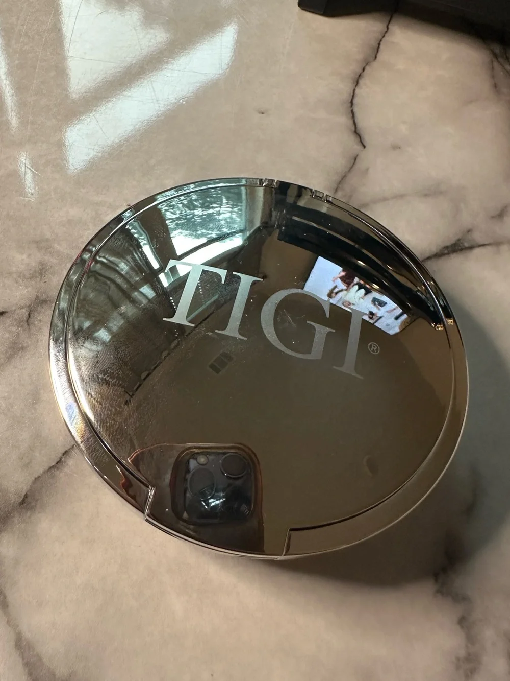 TIGI Compact Face Powder & Liquid Eyeliner Set in Cream and Black